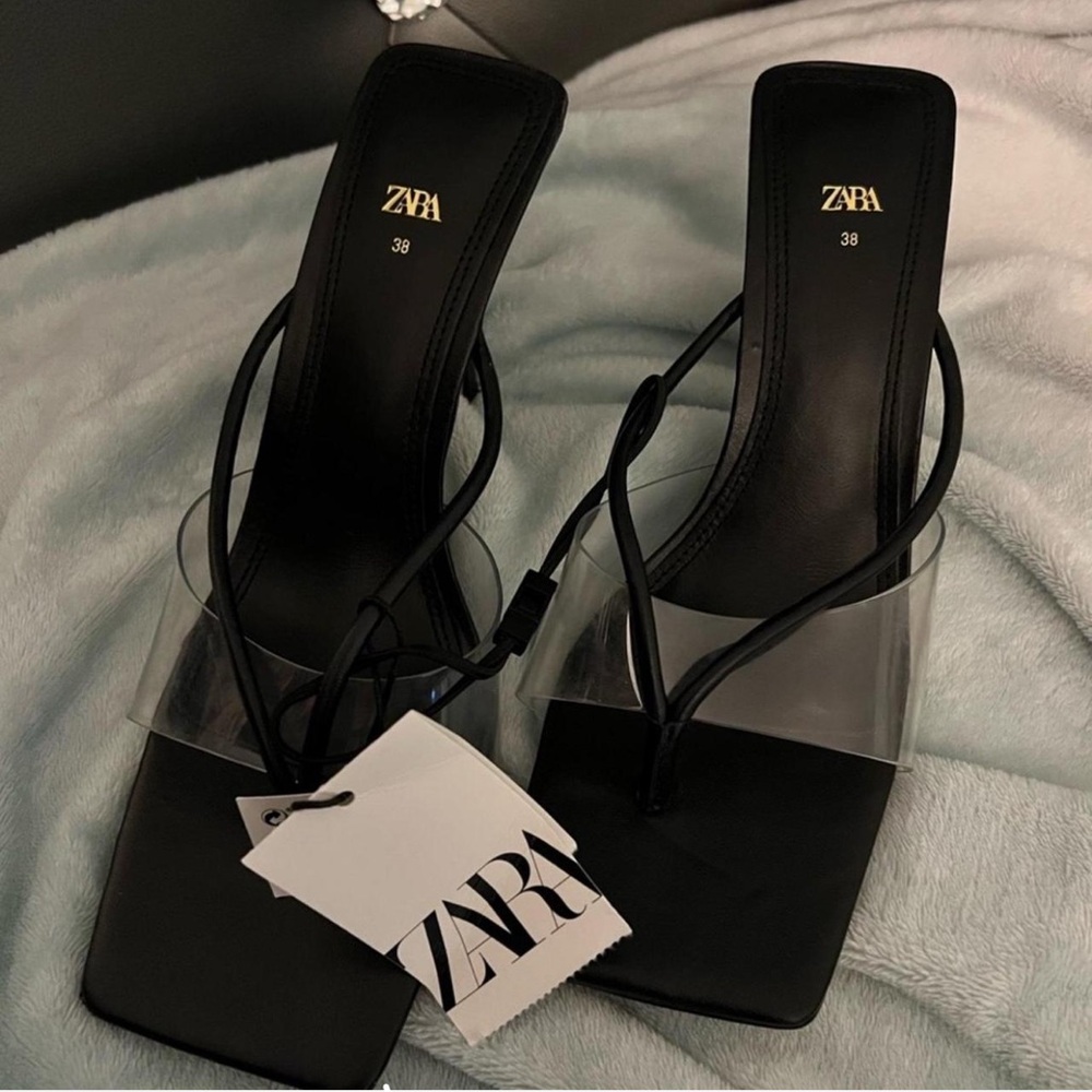 Zara Black Black Square Toe Heels 7.5